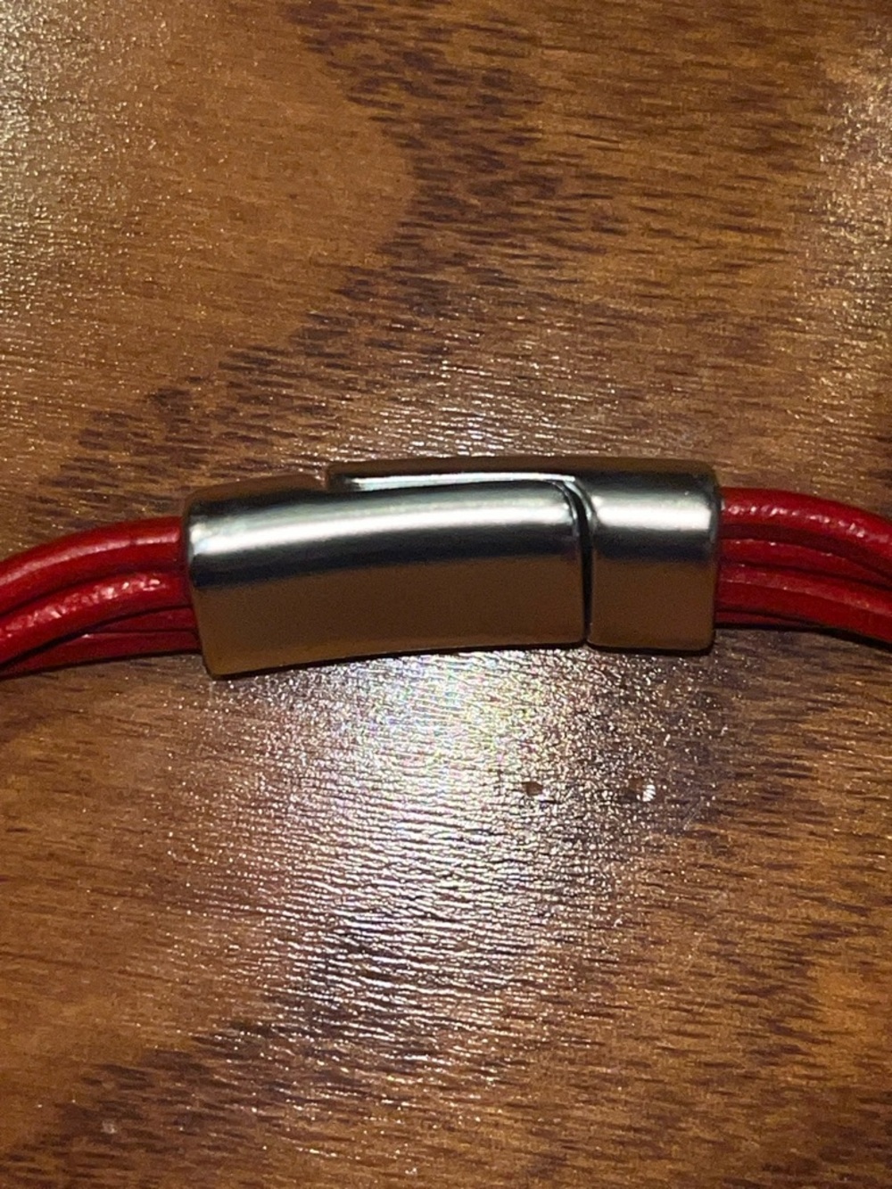 Red Multi-Strand Heart Hook magnetic clasp Bracelet - Picture 5 of 8